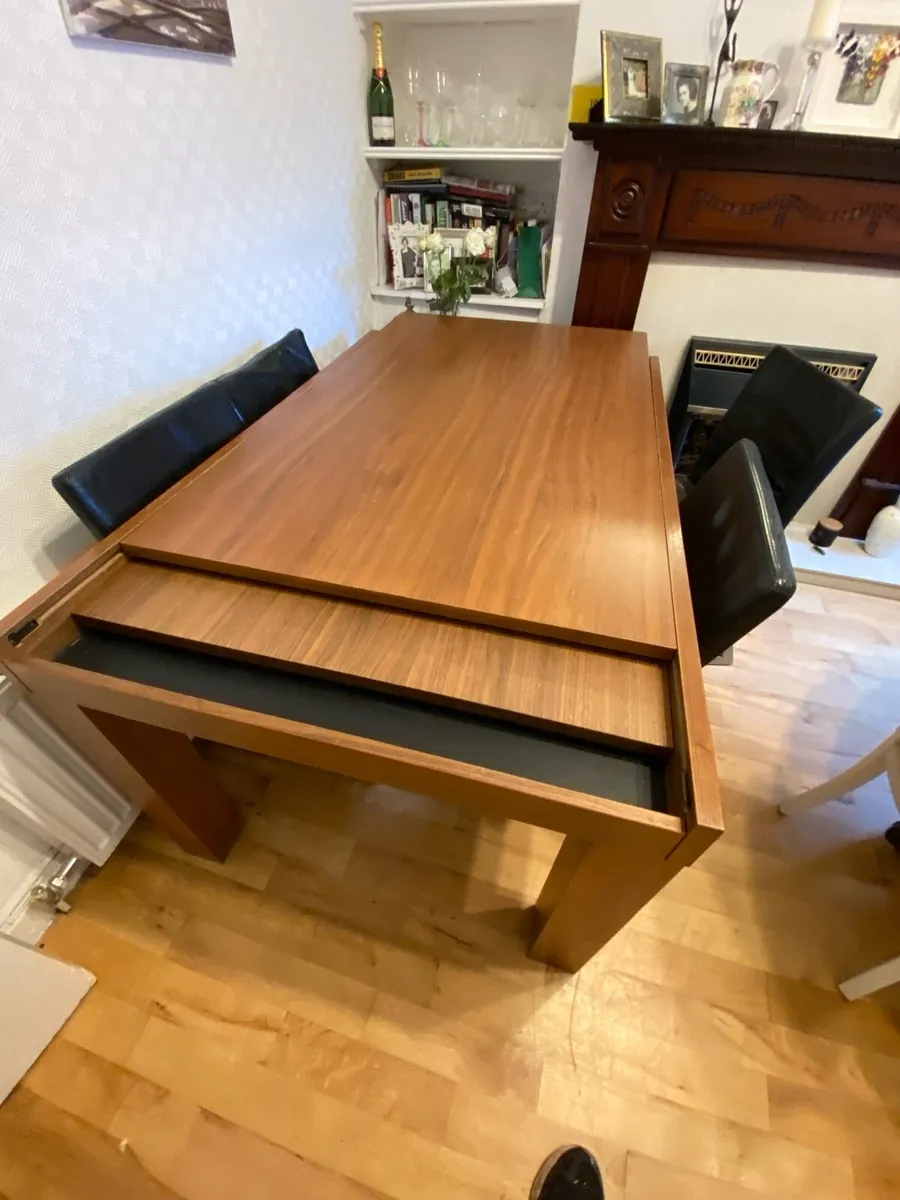 Bo Concept Teak extending dining table plus chairs - Image 1