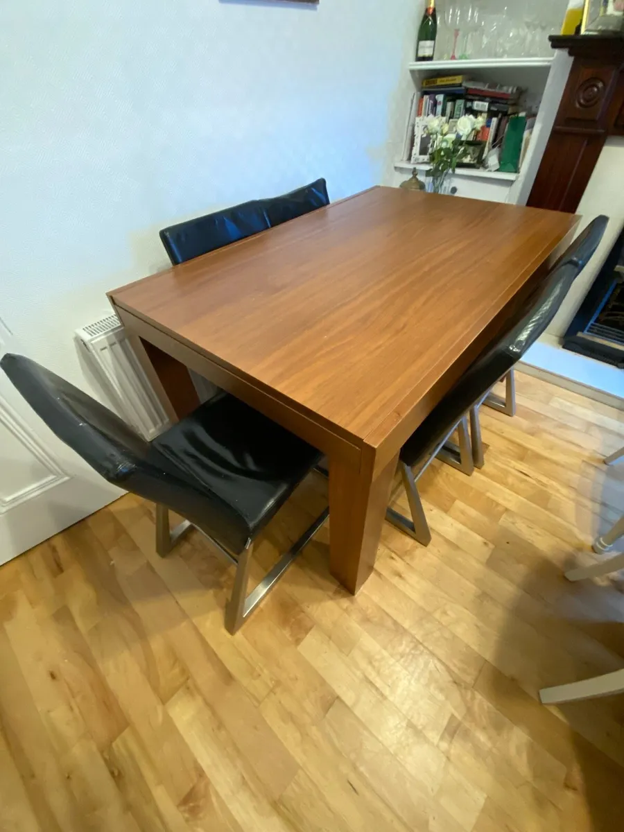 Bo Concept Teak extending dining table plus chairs - Image 4
