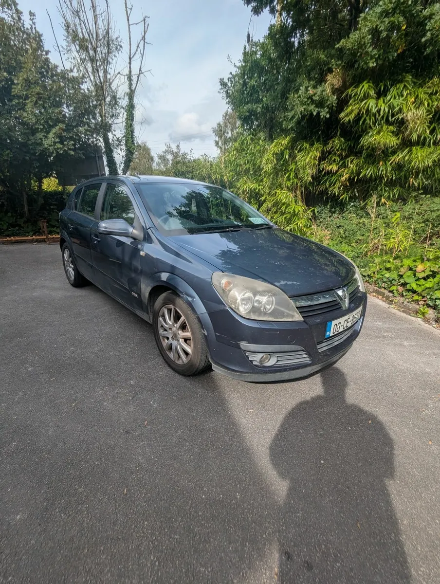 Vauxhall Astra 2006 - Image 1