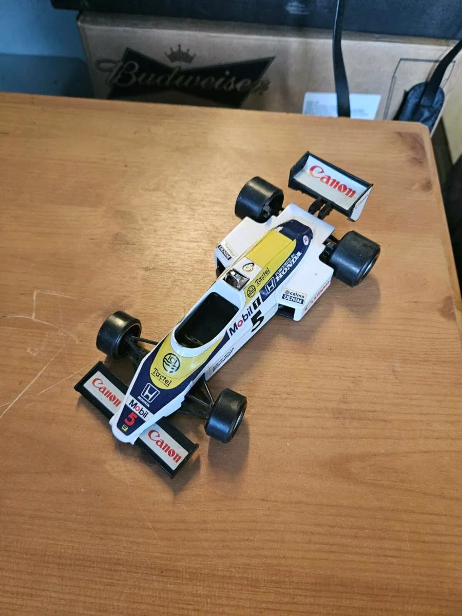 Corgi Burago Renault Williams Formula 1 1.24 - Image 1