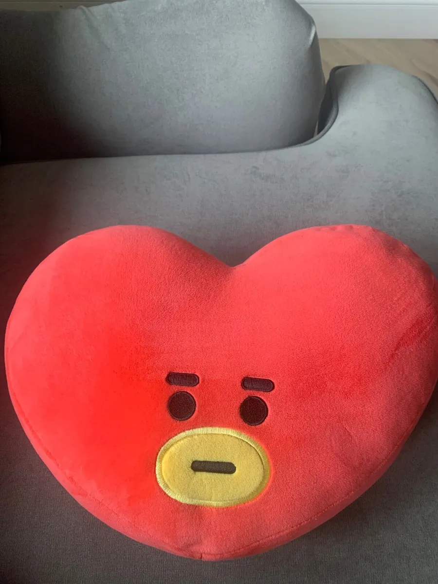 Heart plush BT21 - Image 1