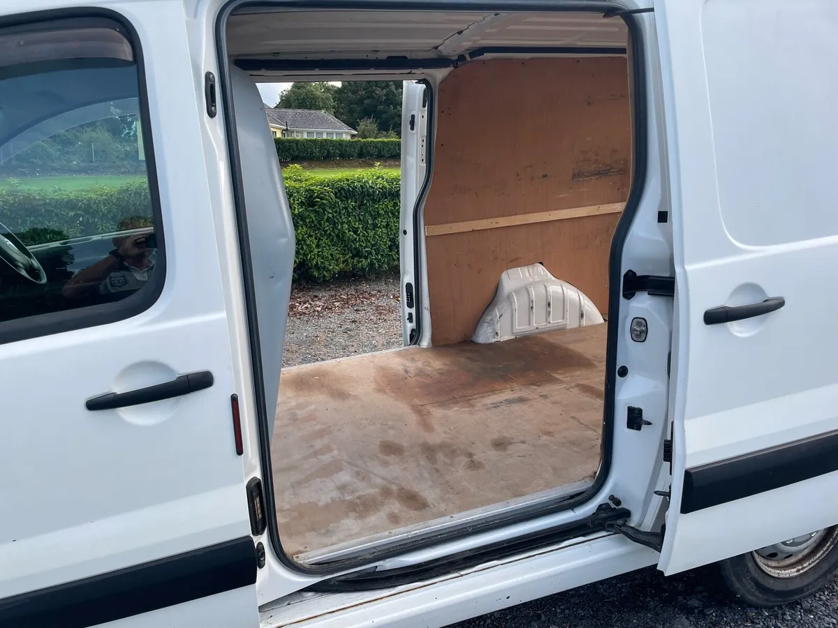 Citroen Dispatch - Image 4