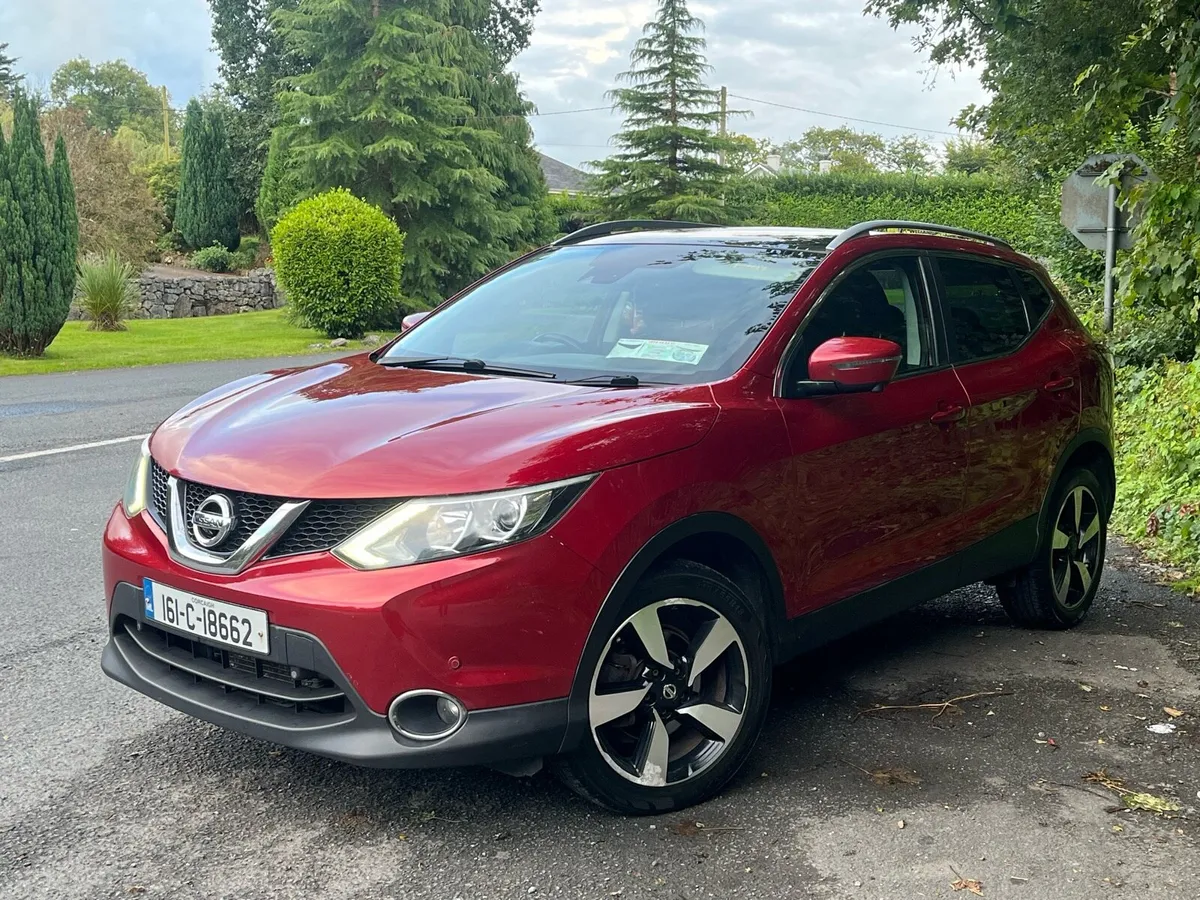 2016 Nissan Quasqai XE premium trim - Image 4