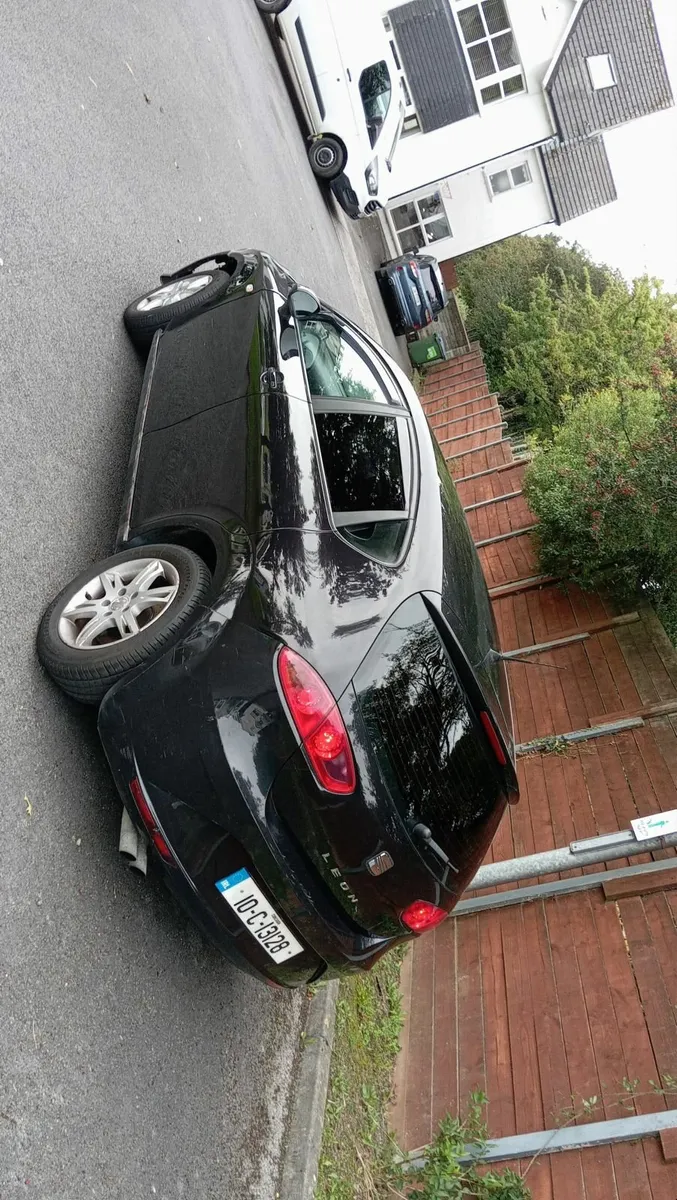 SEAT Leon 2010 - Image 3