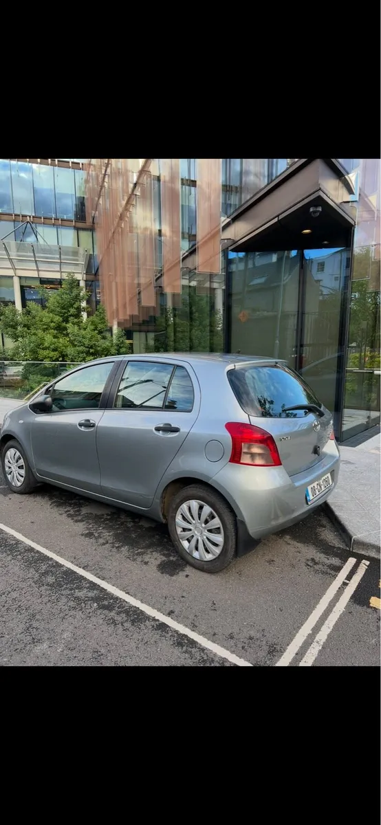 Toyota yaris - Image 1
