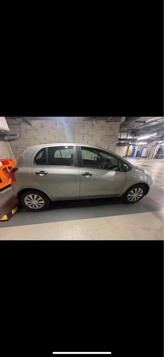 Toyota yaris - Image 3