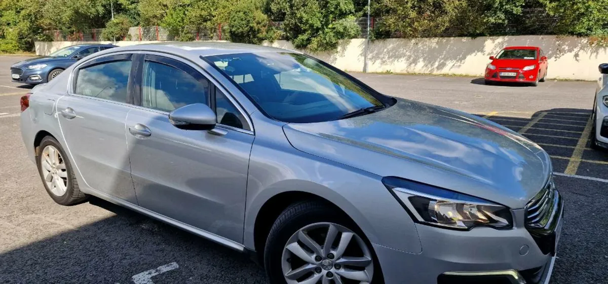 A STUNNING PEUGEOT 508 - Image 4