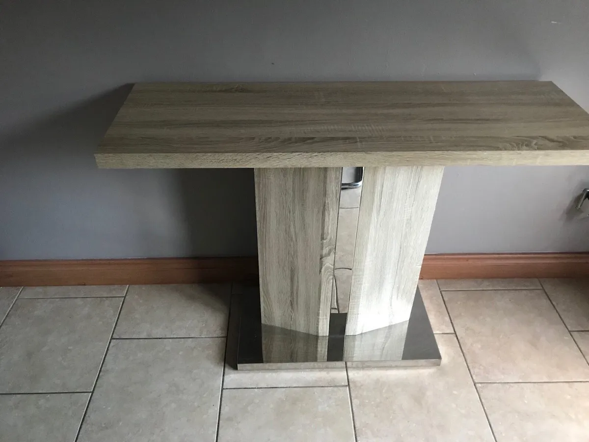 Dining unit