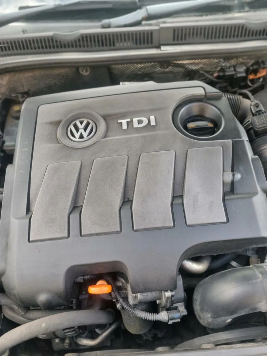 Car - Image 1
