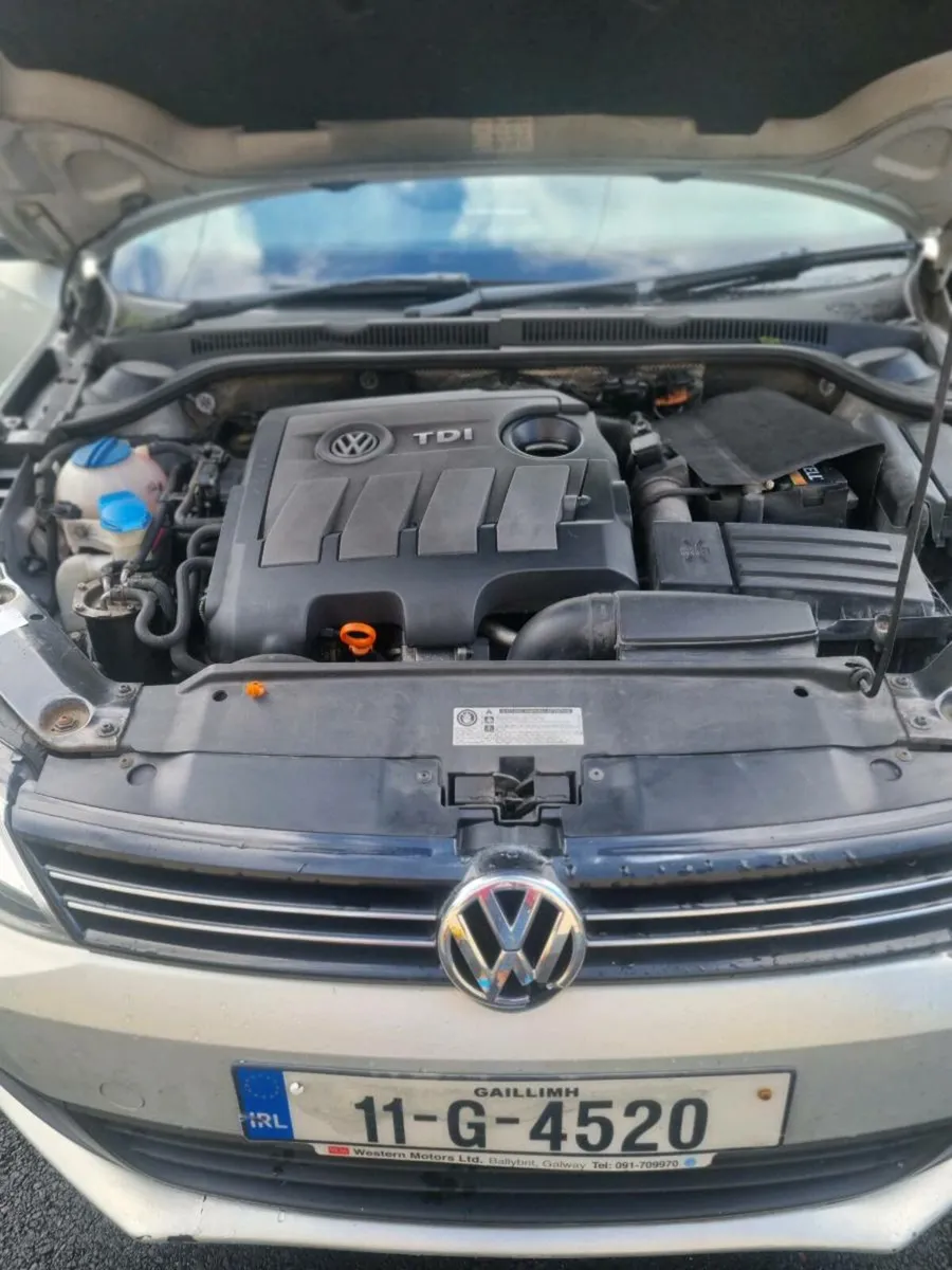 Car - Image 2