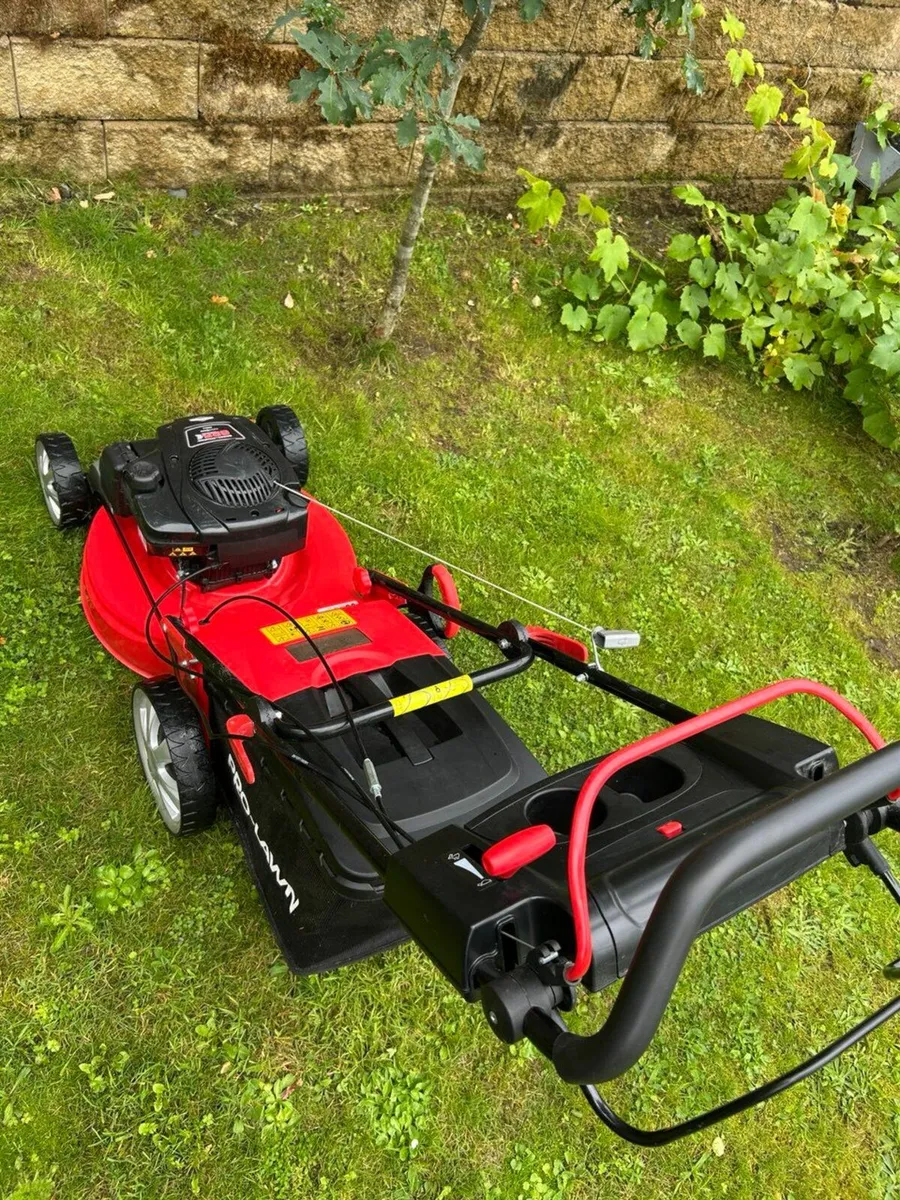 Pro-Lawn lawnmower - Image 4