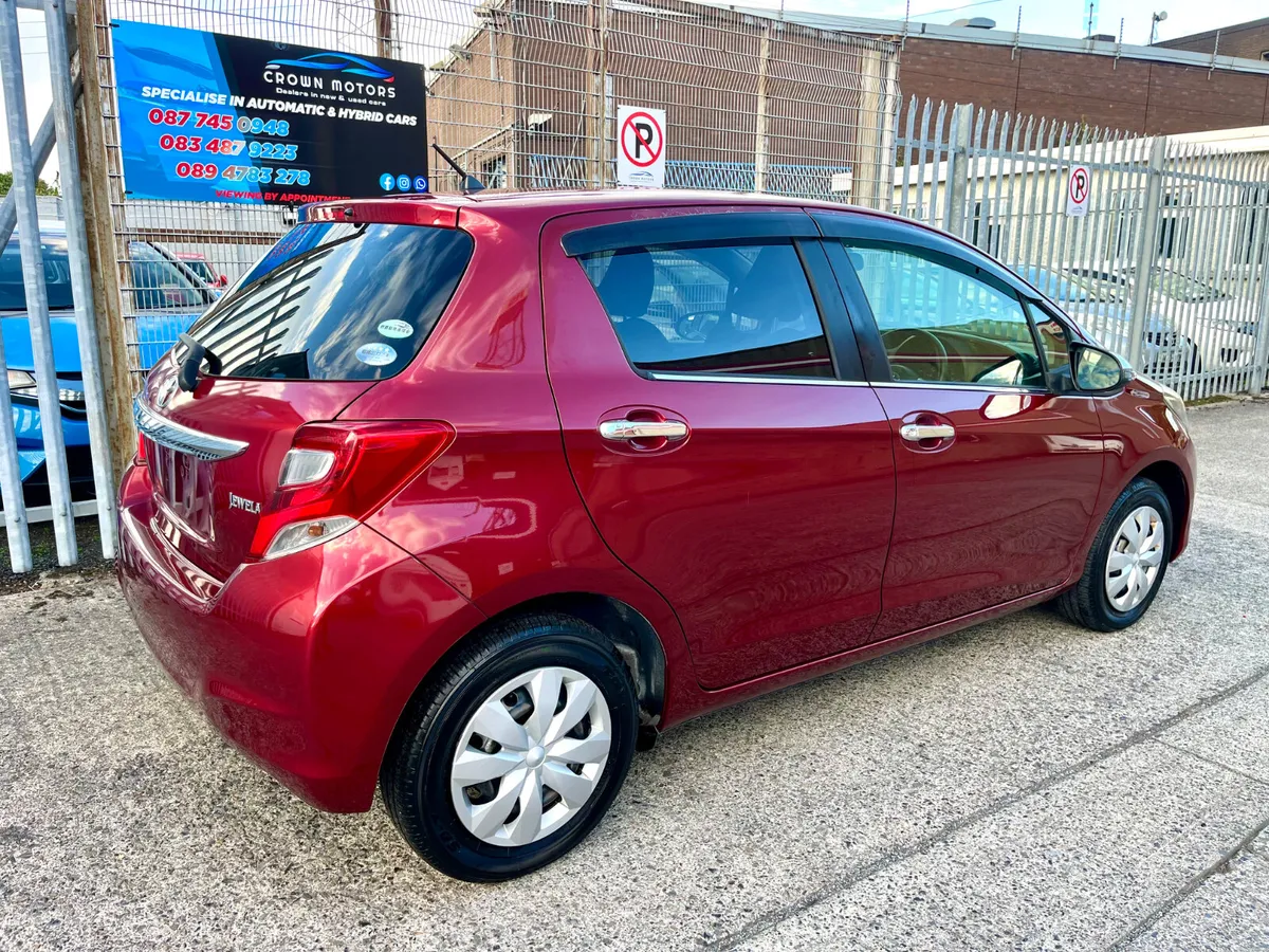 Toyota Vitz 2015 Automatic Jewela spec - Image 4