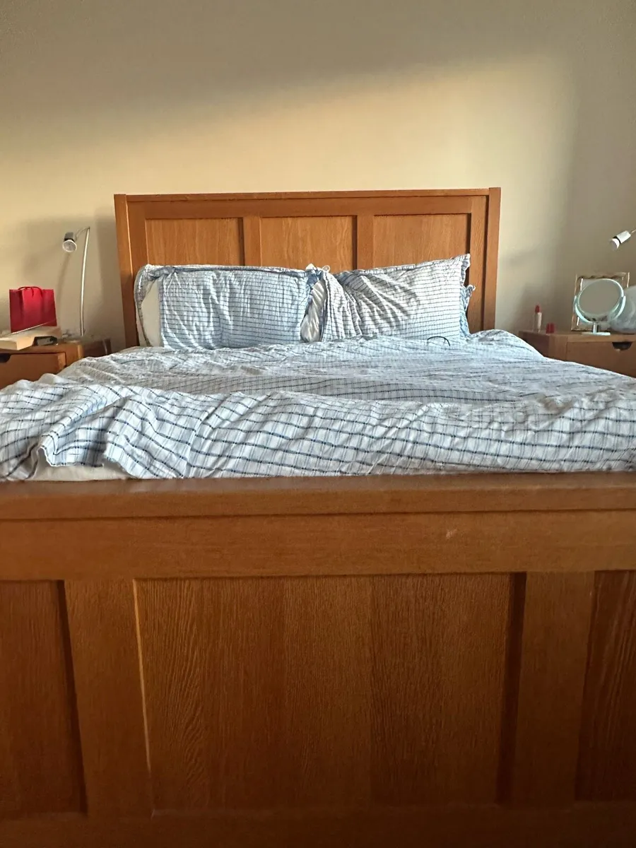 King Bed , lockers and chest of drawers - FREE - Image 1