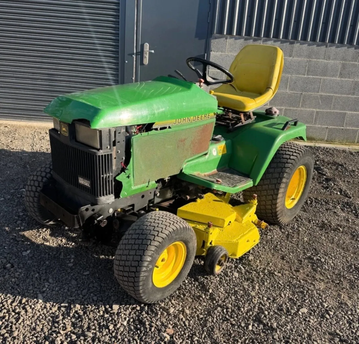John Deere 455 Diesel ride on mower - Image 4