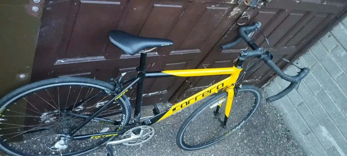 Adults top quality racer Carrera bicycle for sale - Image 2