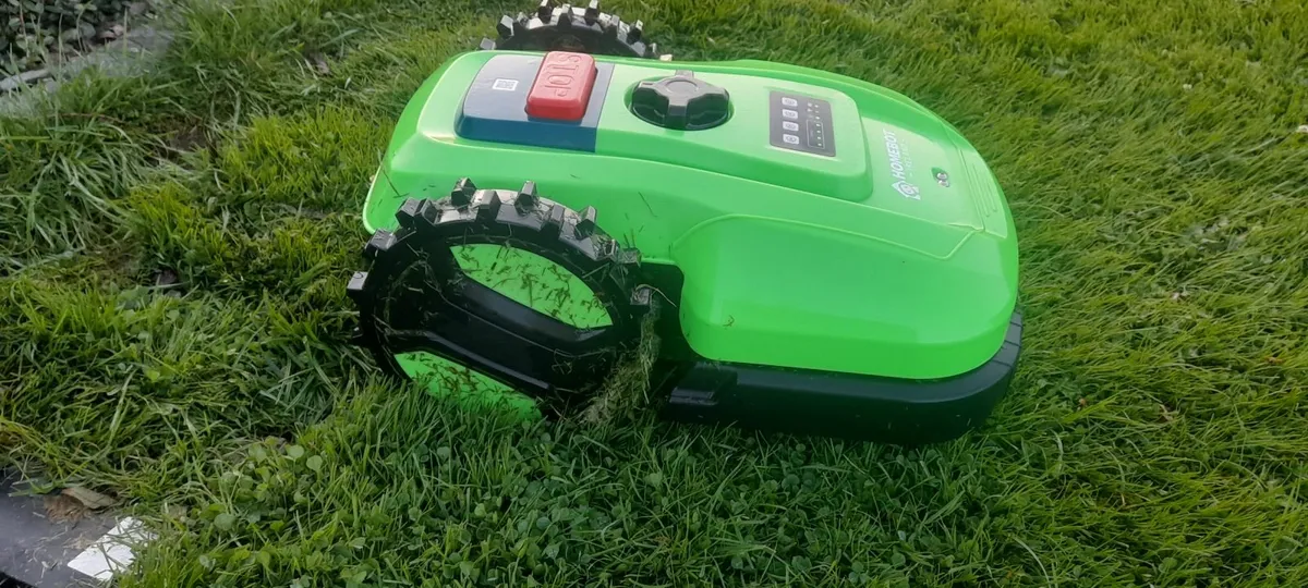 Robotic lawnmower - Image 1