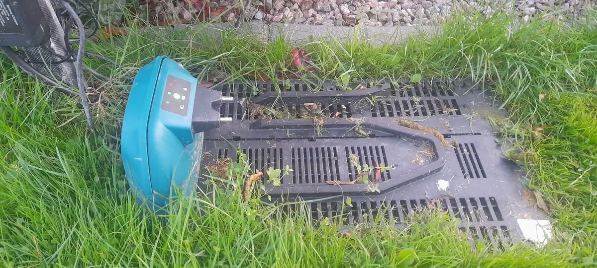 Robotic lawnmower - Image 4