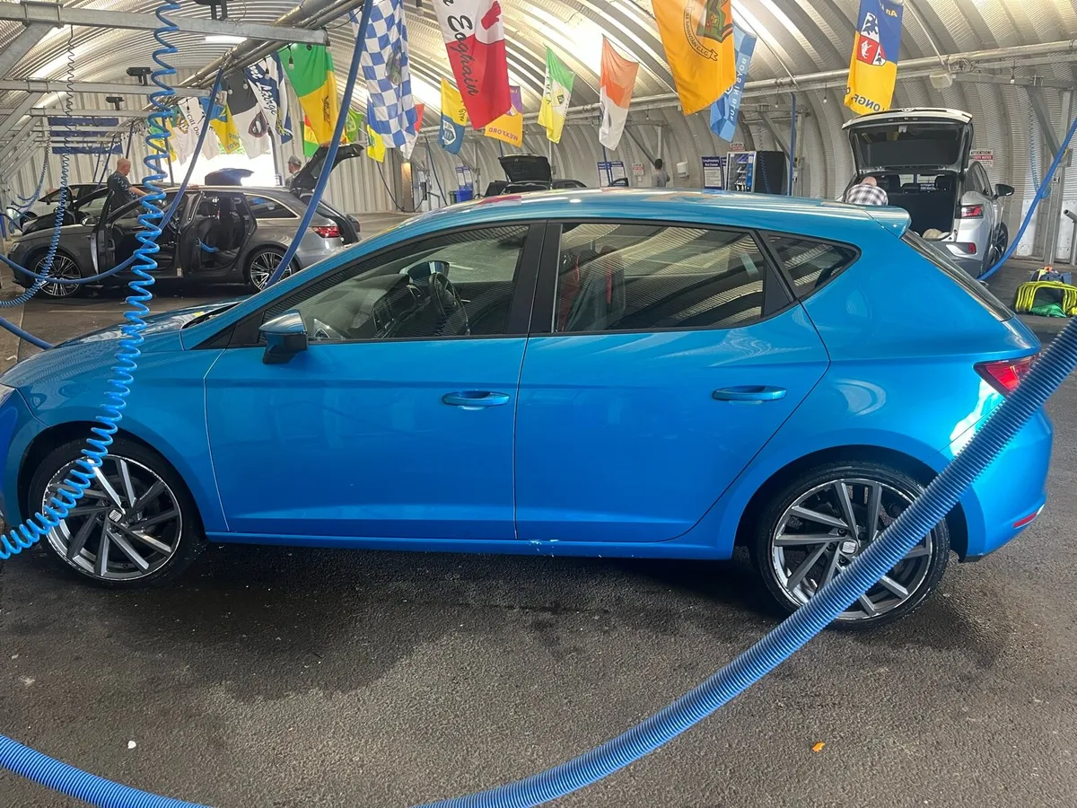 SEAT Leon 2014 - Image 1