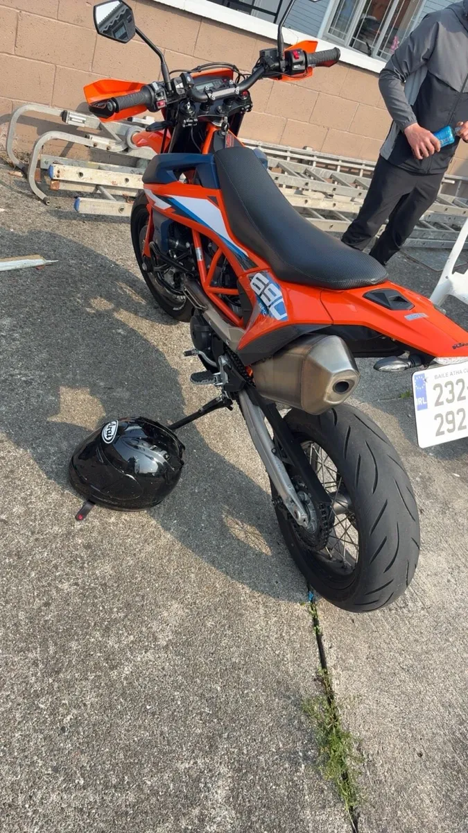 Ktm 690 Smcr - Image 2