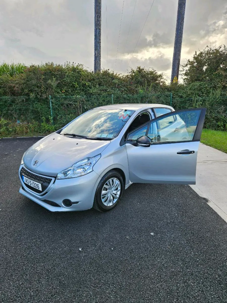 Peugeot 208  2014/2.  **Very low mileage** - Image 1