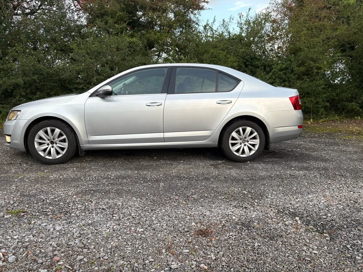 2016 Skoda Octavia 1.6 TDI Tax & Tested - Image 2