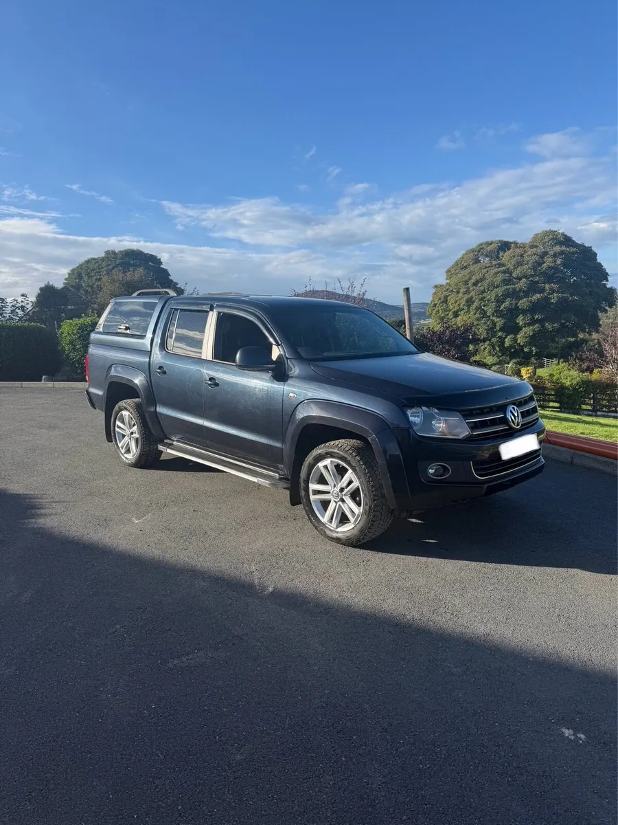 12 Amarok 8 SPEED AUTO (NO VAT) - Image 1