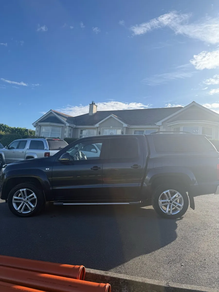 12 Amarok 8 SPEED AUTO (NO VAT) - Image 3