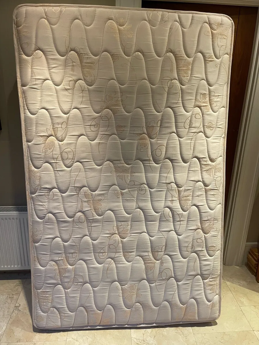 As New - Very Firm 4 Foot Small Double Mattress - Image 2
