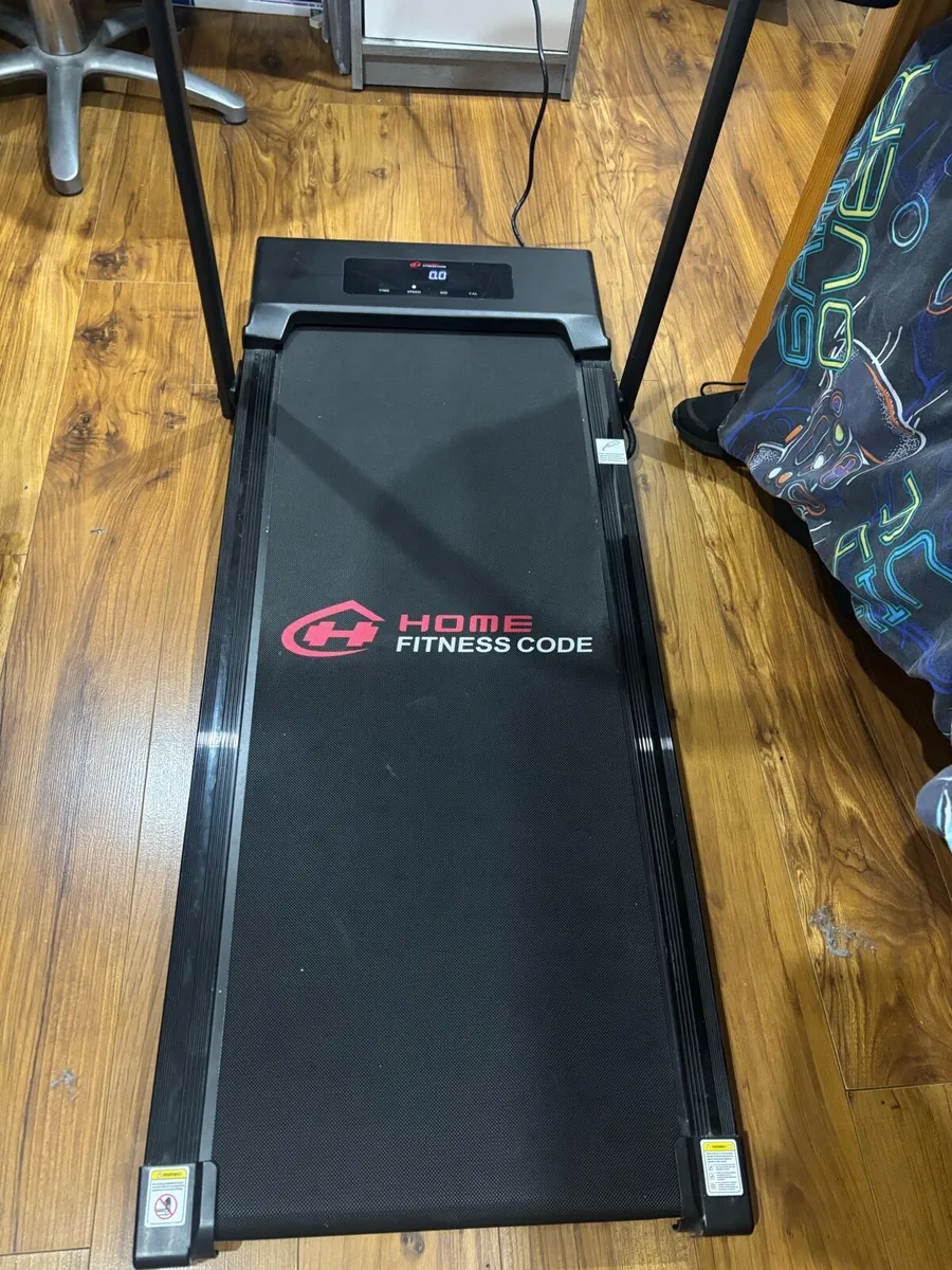 Treadmill - Image 1