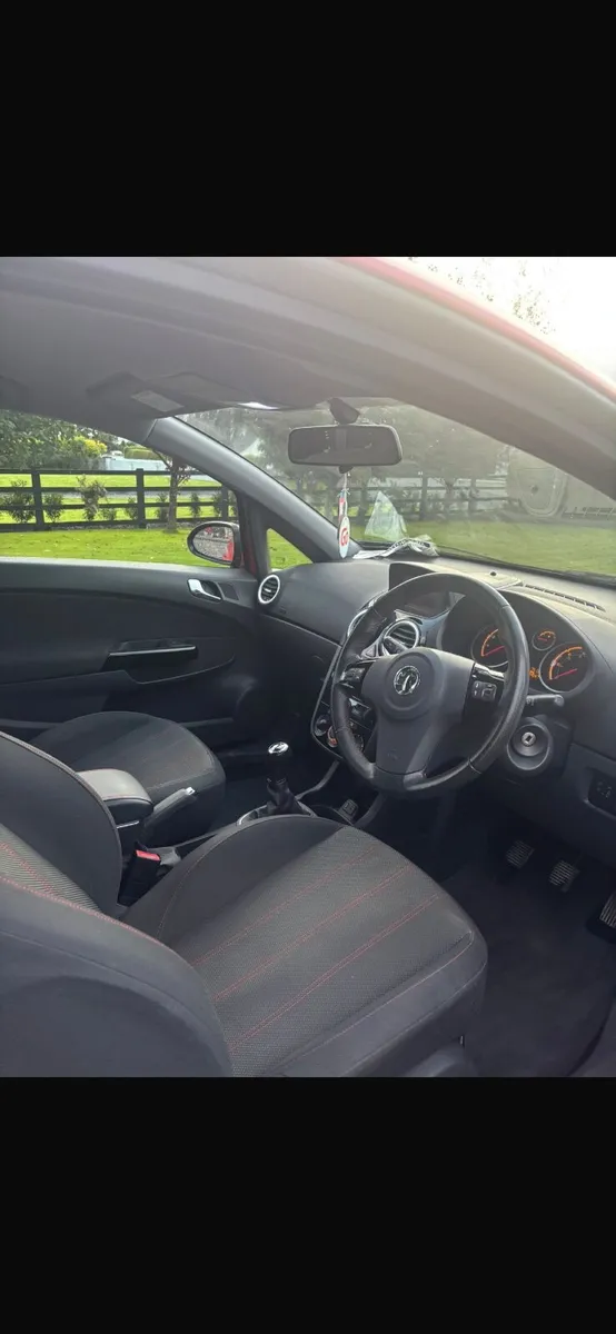 Vauxhall Corsa SXi 2014 - Image 3