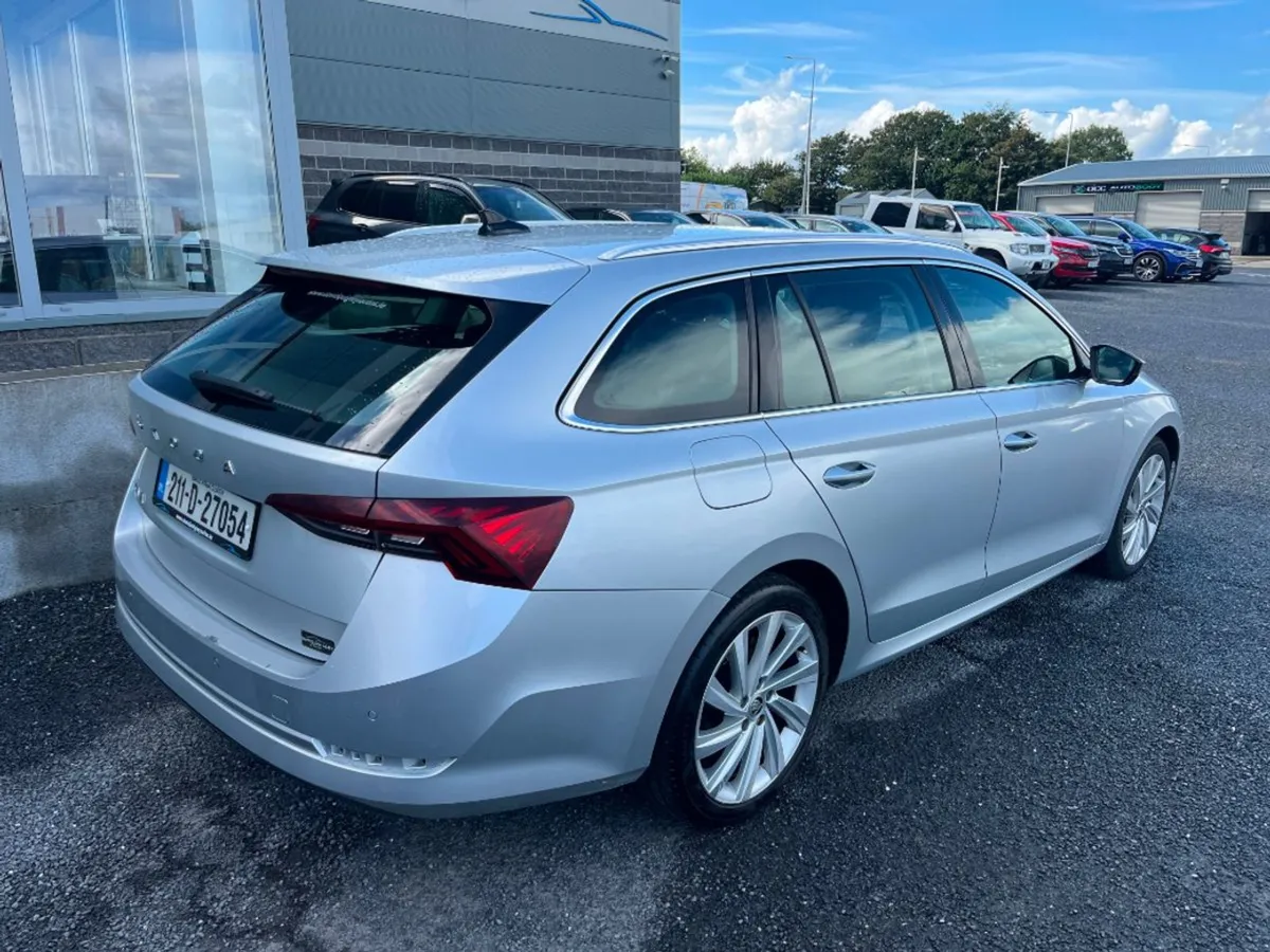 Skoda Octavia Style 2.0tdi 115HP 5DR Estate quali - Image 3