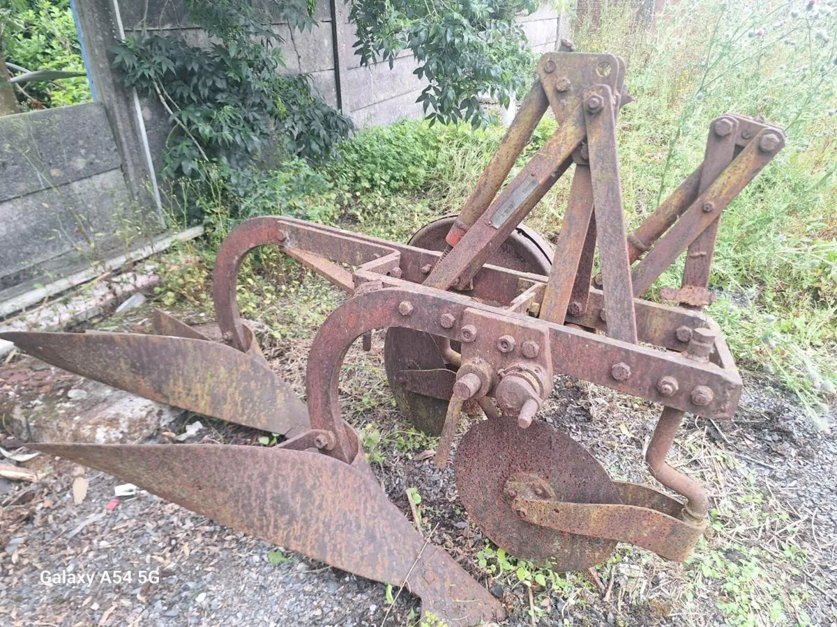 Vintage David Brown Plough - Image 2