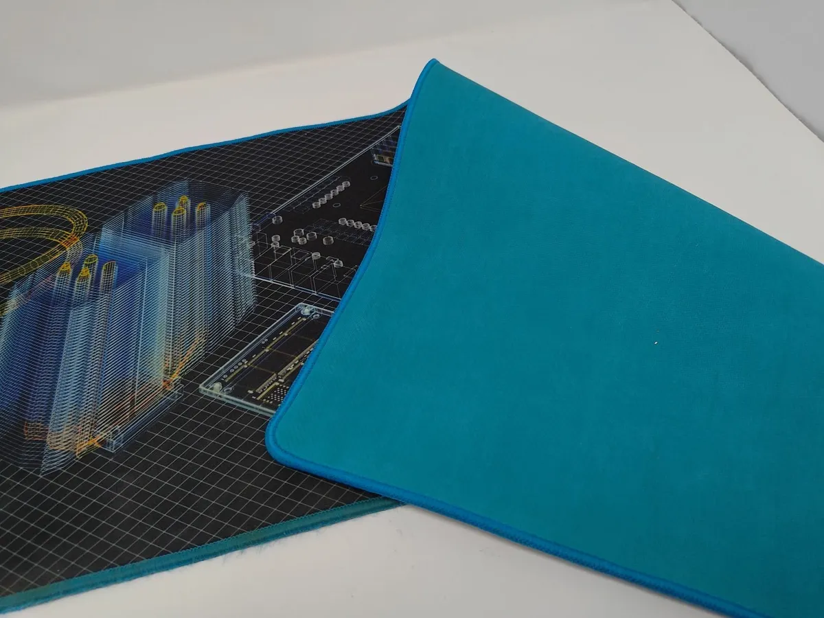 GamersNexus Wireframe Mouse Mat - Image 4