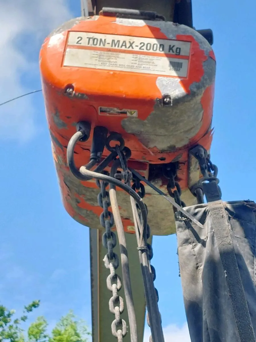 2 tonne gantry crane - Image 2
