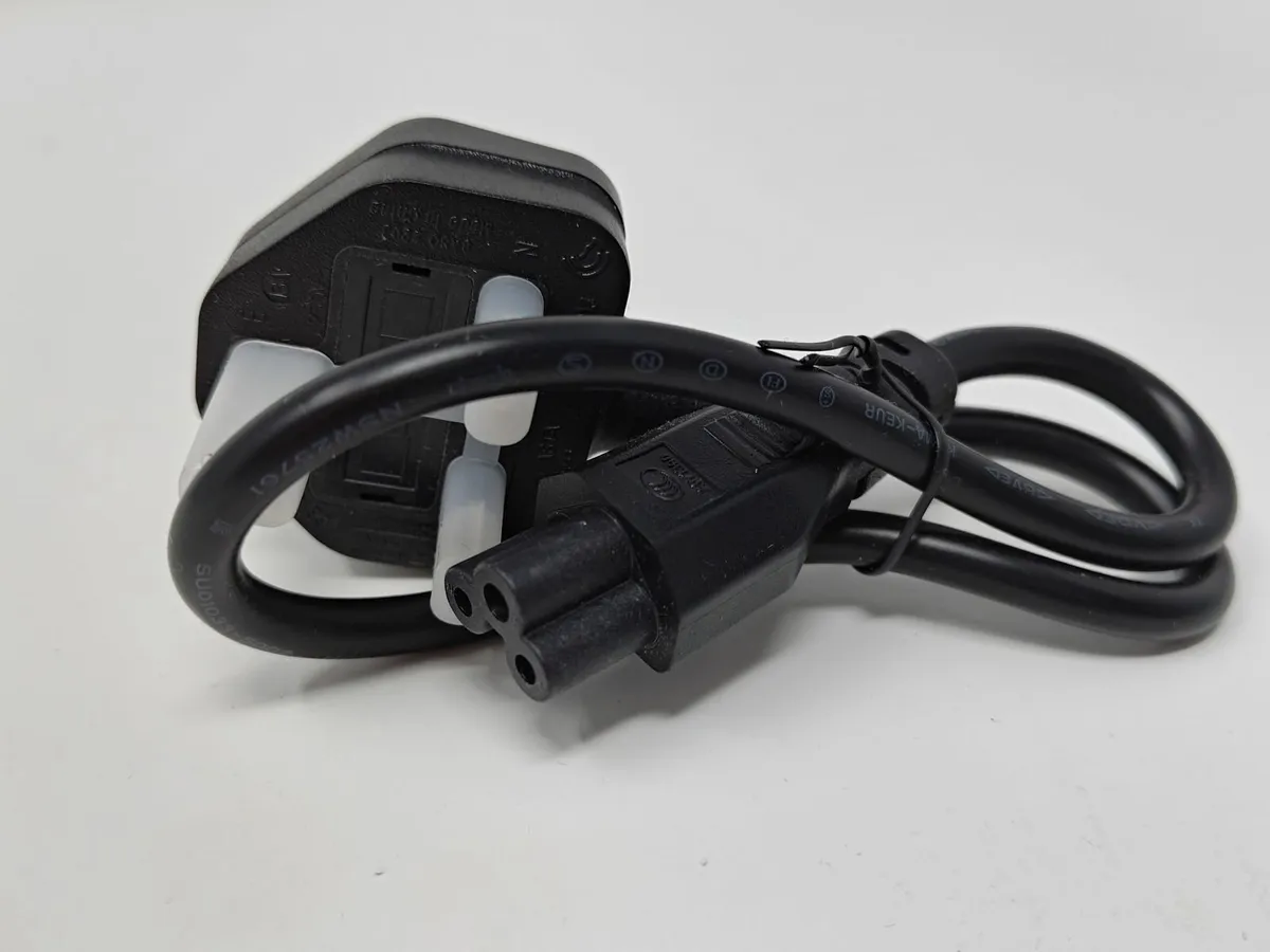 UK to C5 Power Cable - Image 3