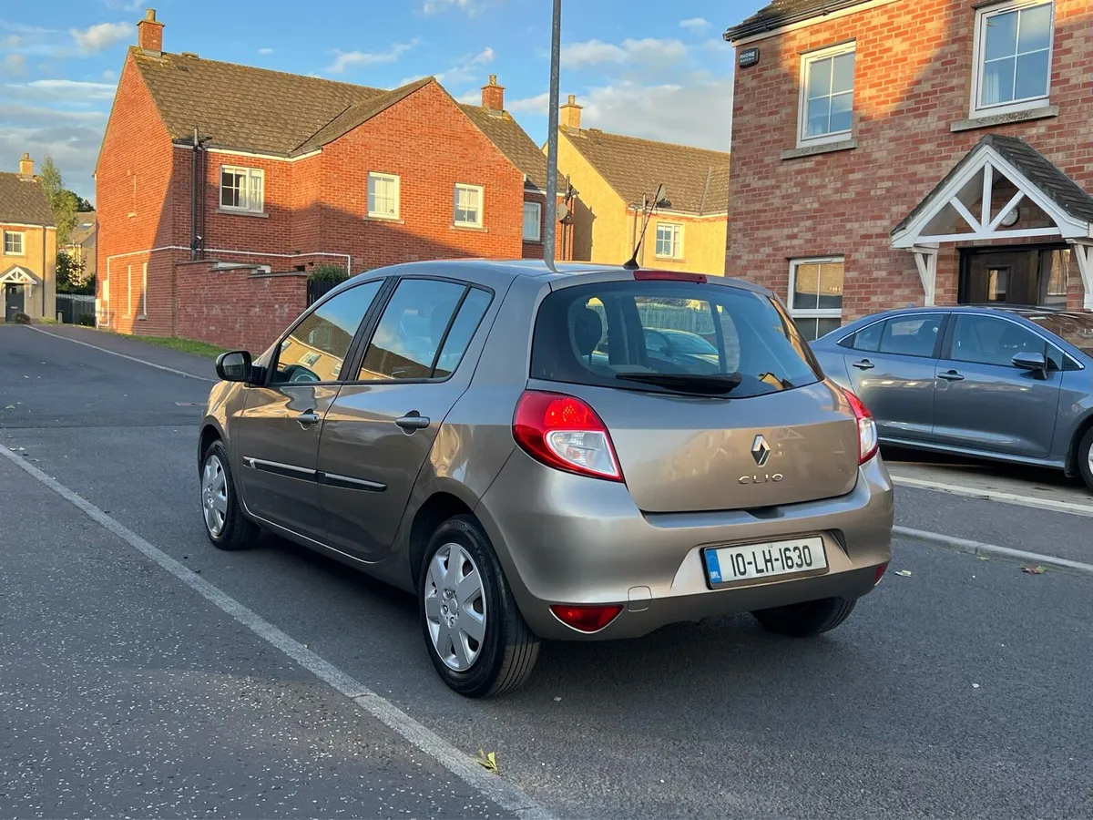 2010 Renault Clio 1.1 Petrol New NCT 22/08/26 - Image 3