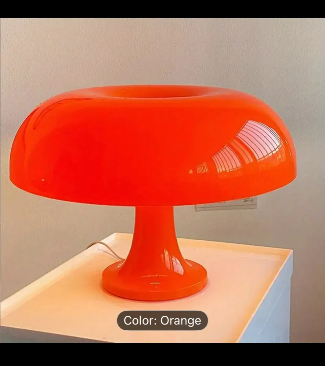 Retro Mushroom Lamp - Warm & Cool light - Image 1