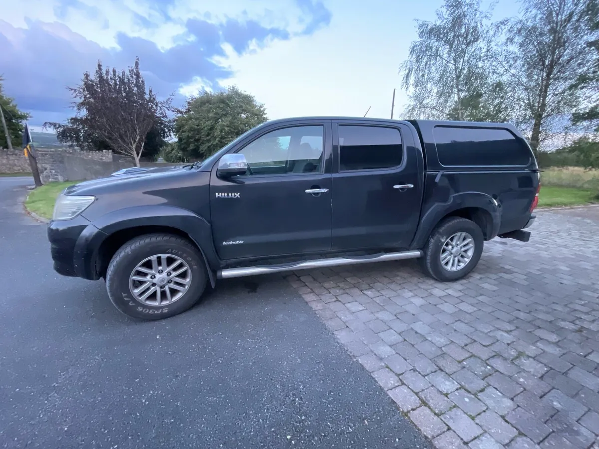 Toyota Hilux - Image 3