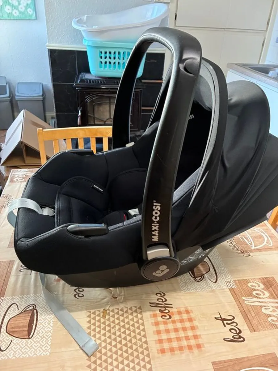 Car seat - Image 2