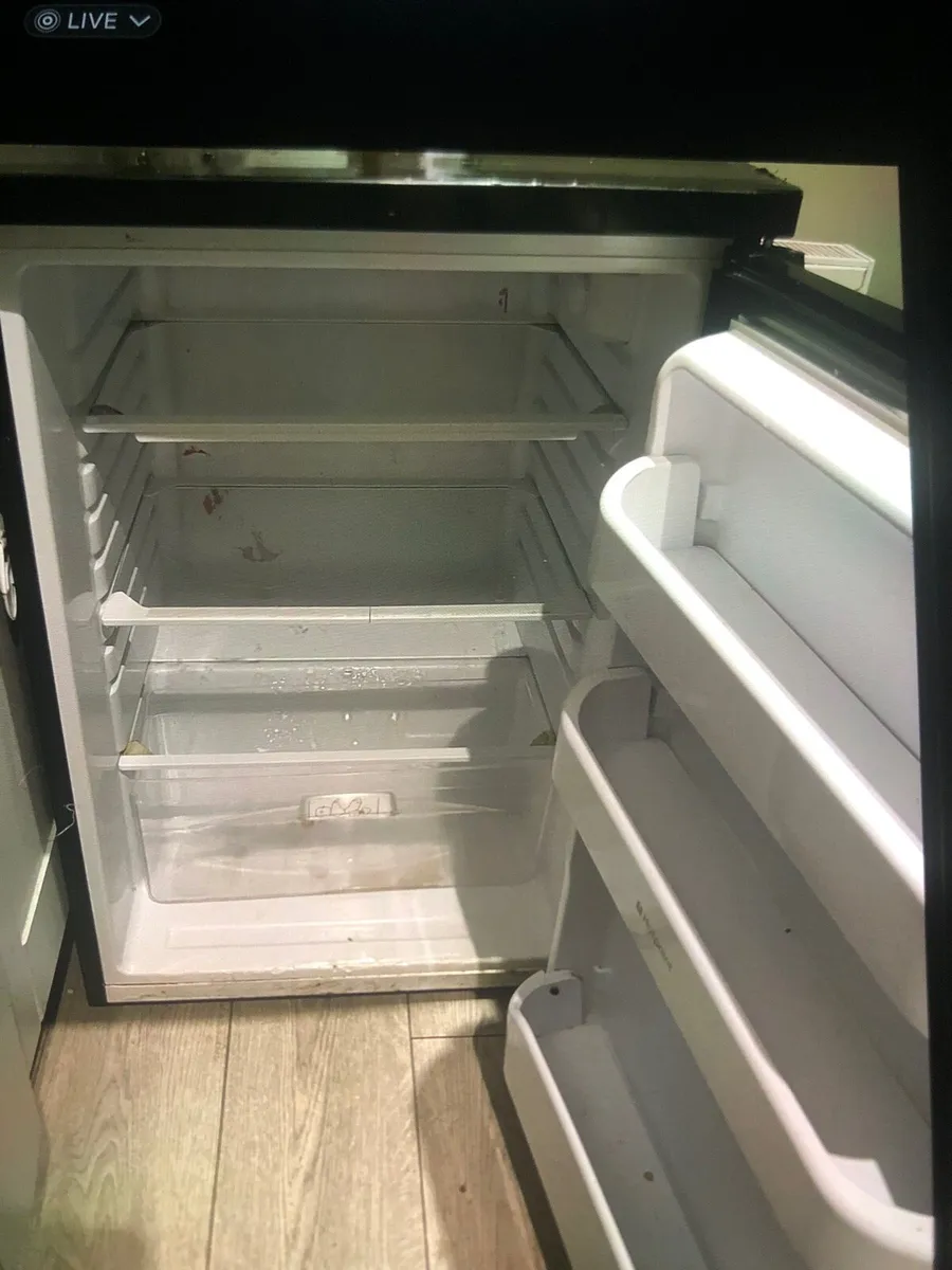Under counter black fridge hotpoint - Image 1