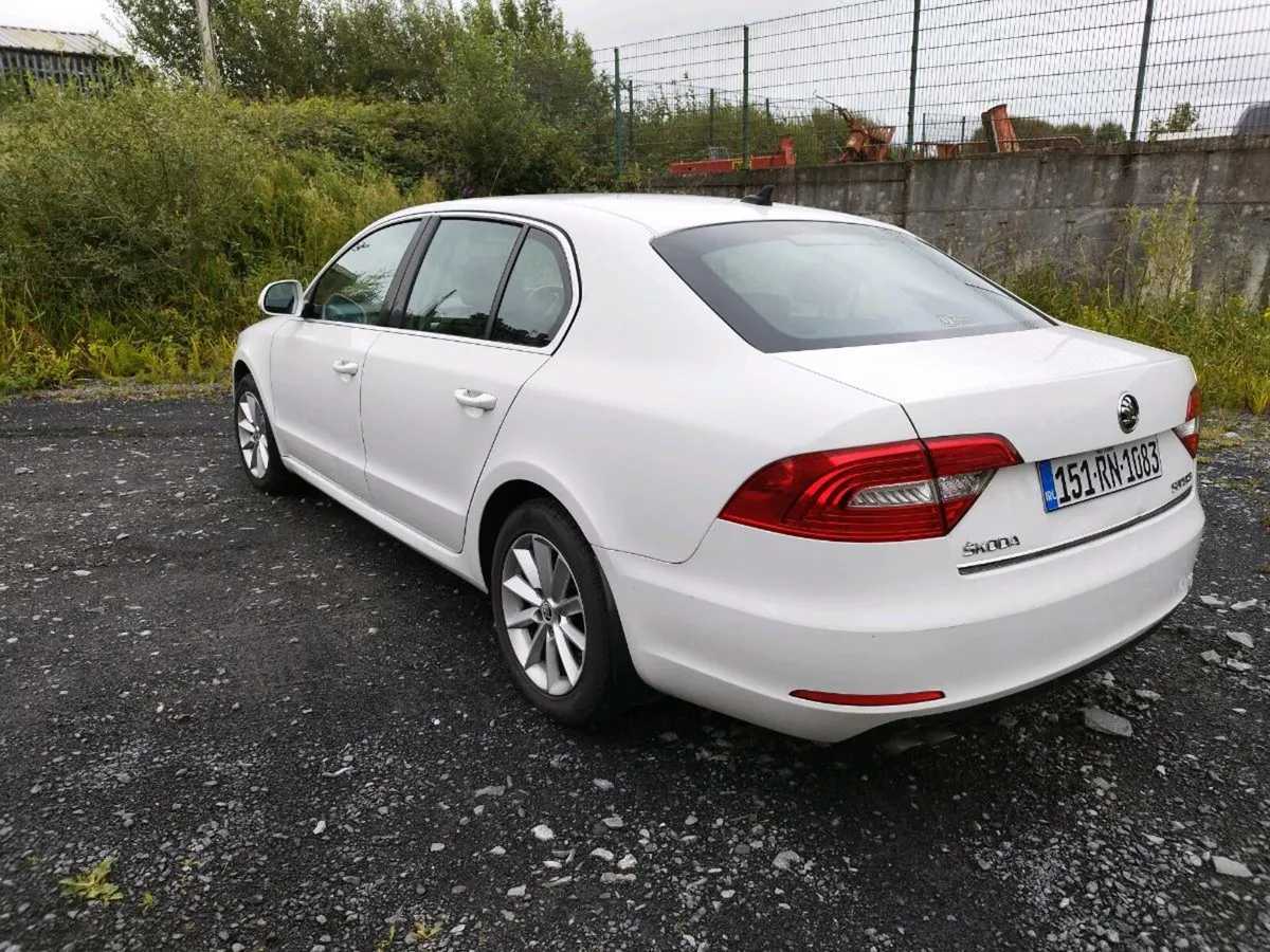Skoda superb - Image 4