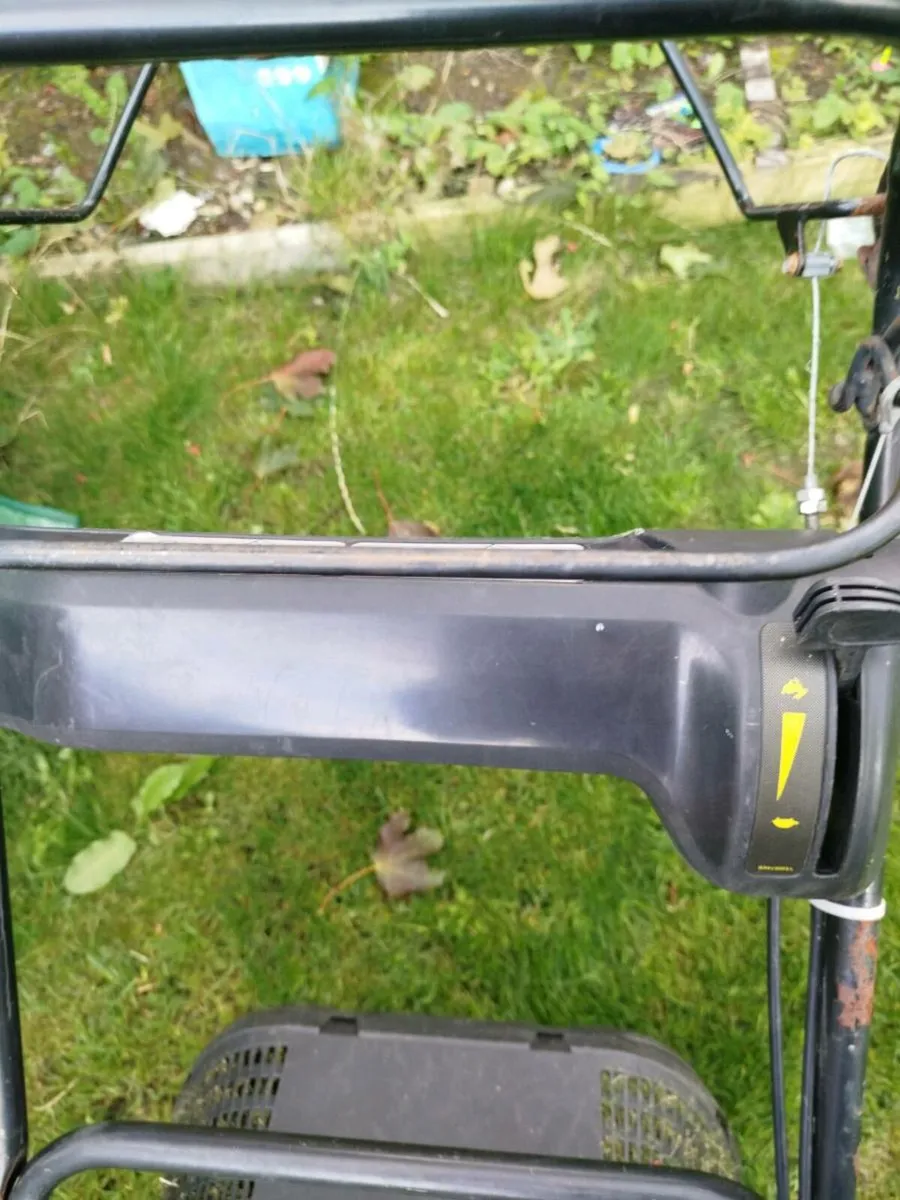 Self Drive petrol lawnmower - Image 4
