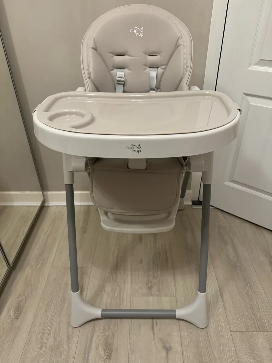 Nup nup high chair - Image 4