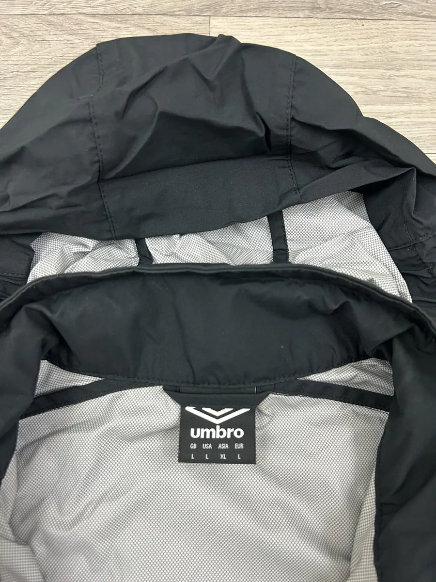 Umbro Ireland Waterproof Jacket Mens Large - Image 4