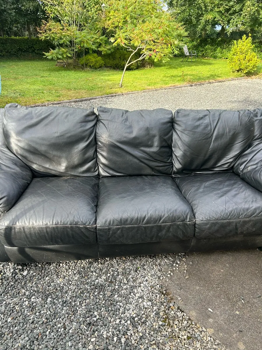 ****Free to take****couch and chairs - Image 1
