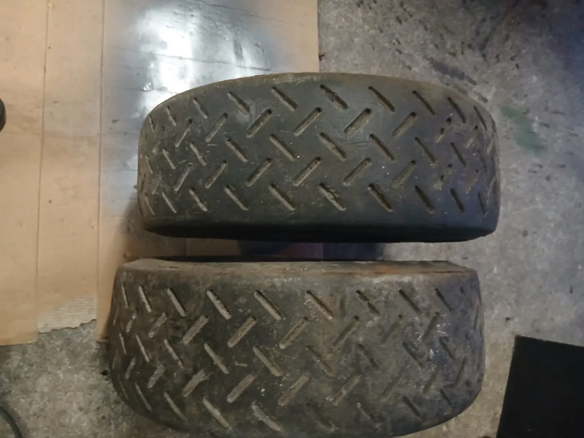 Tyres - Image 2