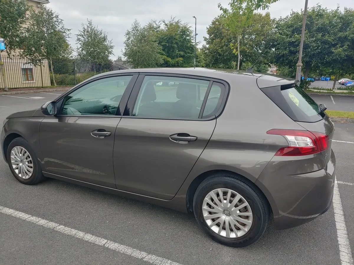 Peugeot 308 2015 - Image 3