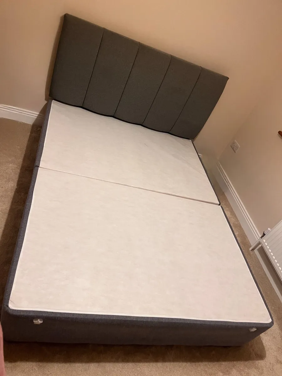 Grey upholstered divan bed set king size - Image 2
