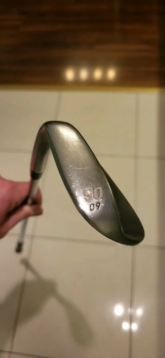Taylormade Tour Preferred EF Satin Chrome Wedge - Image 2