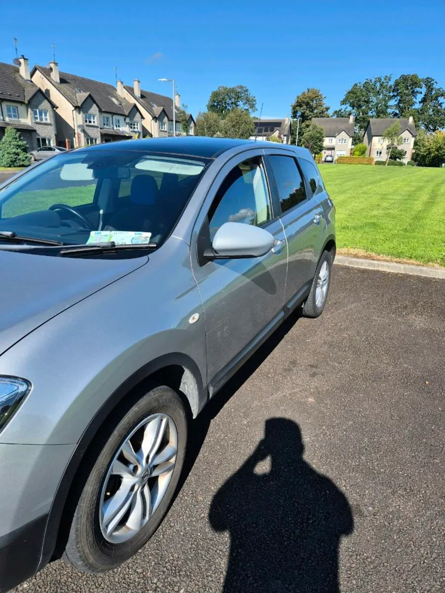 Car - Image 2